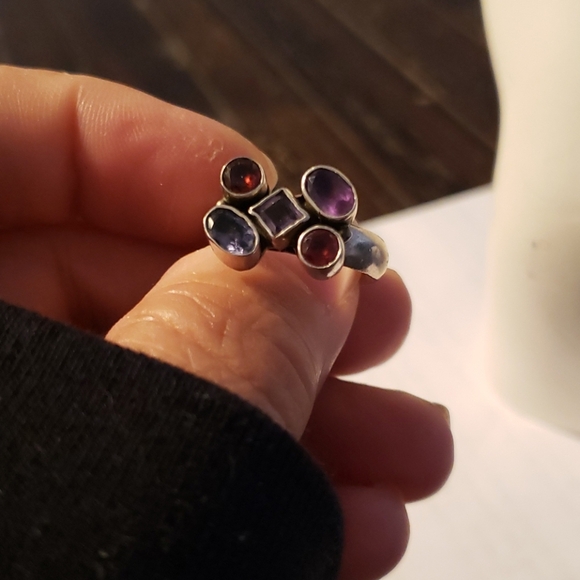 Jewelry - Vintage Sterling Silver Ring with beautiful stones